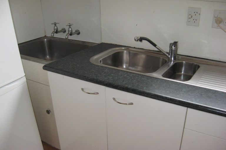 Photo of property in 28 Revans Street, Miramar, Wellington, 6022