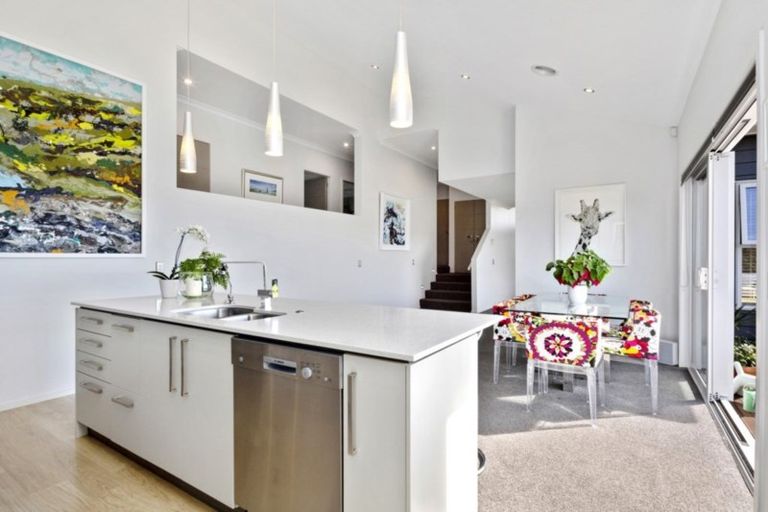 Photo of property in 53 Endeavour Drive, Whitby, Porirua, 5024