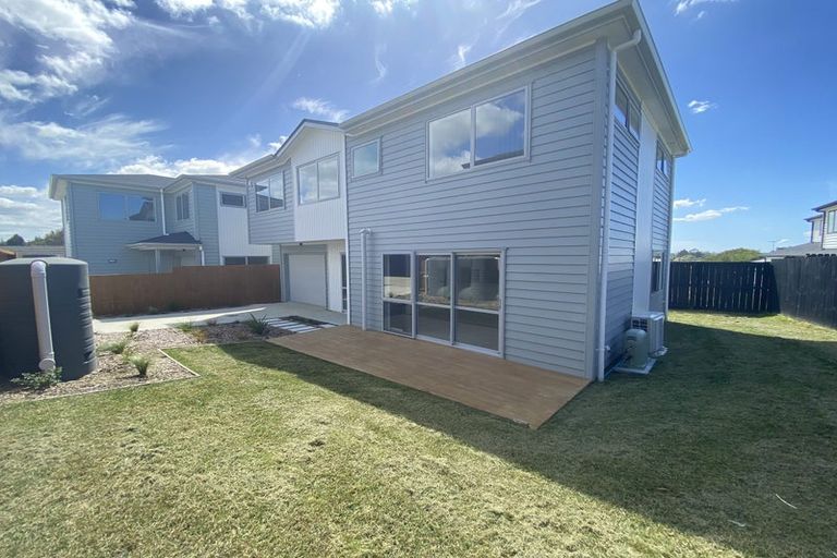 Photo of property in 24b Sabot Place, Massey, Auckland, 0614