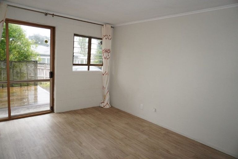 Photo of property in 4 Ondine Place, Glenfield, Auckland, 0629