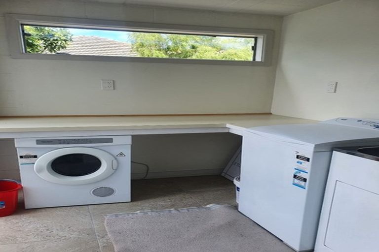 Photo of property in 1/43 Brockworth Place, Riccarton, Christchurch, 8011