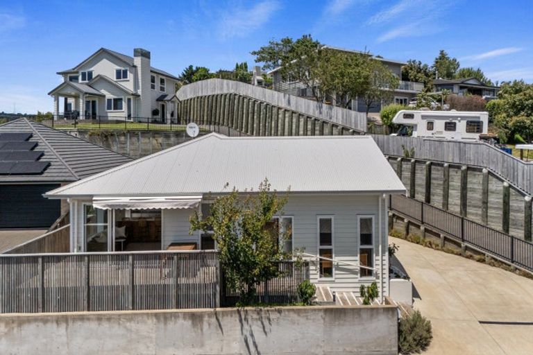 Photo of property in 68 Adler Drive, Ohauiti, Tauranga, 3112