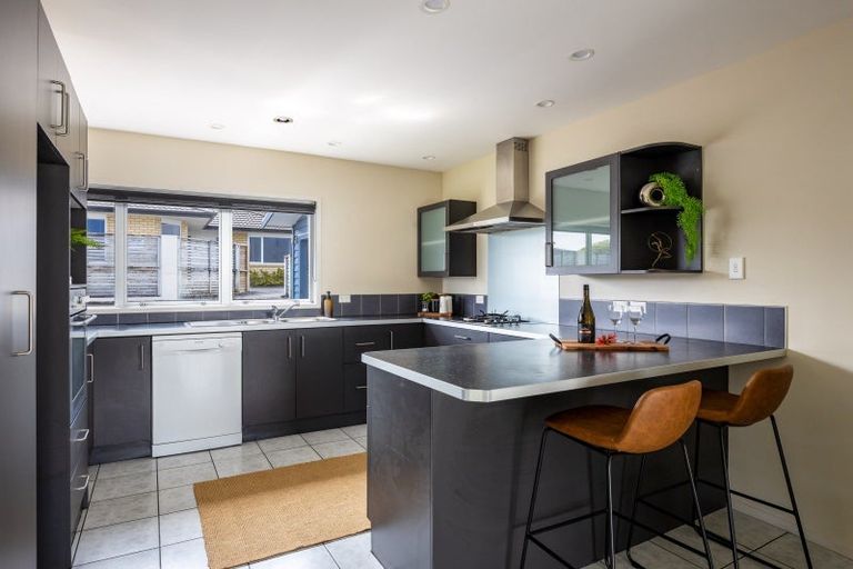 Photo of property in 36 Karamea Street, Whalers Gate, New Plymouth, 4310