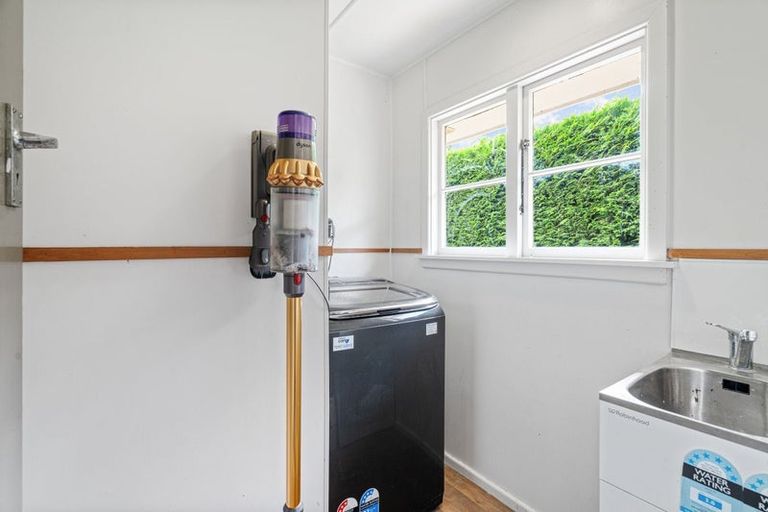 Photo of property in 19 King Street, Coalgate, 7673