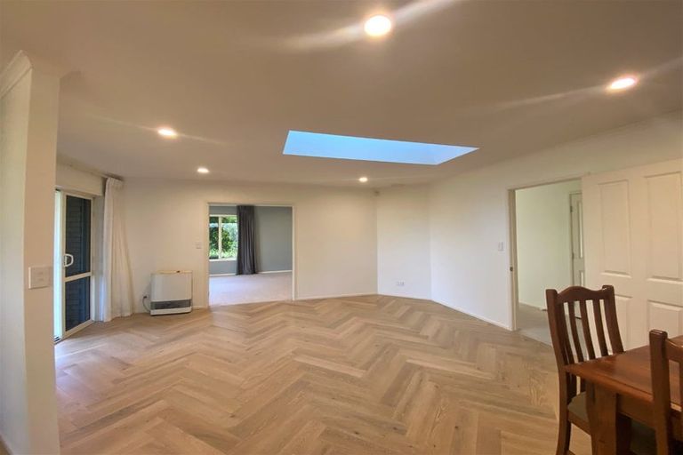 Photo of property in 58 Shelter Grove, Frankleigh Park, New Plymouth, 4310