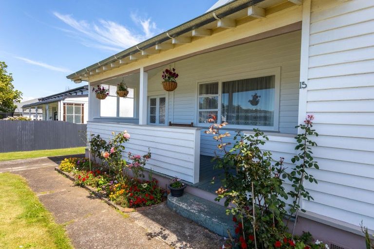 Photo of property in 15 Albert Street, Dannevirke, 4930