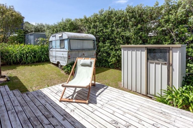 Photo of property in 35 Fishermans Bend, Whiritoa, Whangamata, 3691