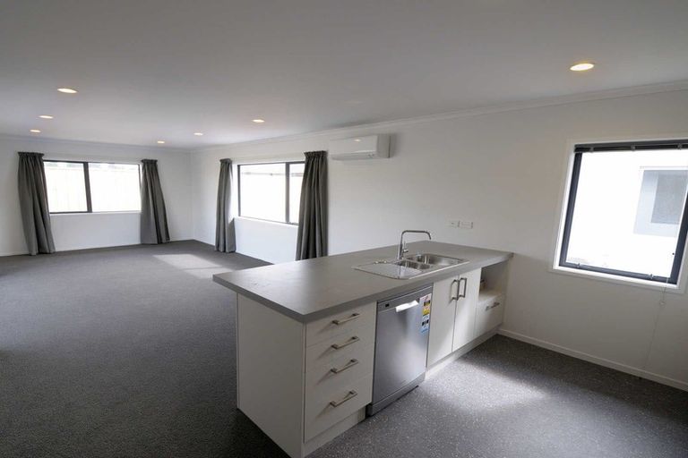 Photo of property in 70 Liddington Drive, Rolleston, 7615