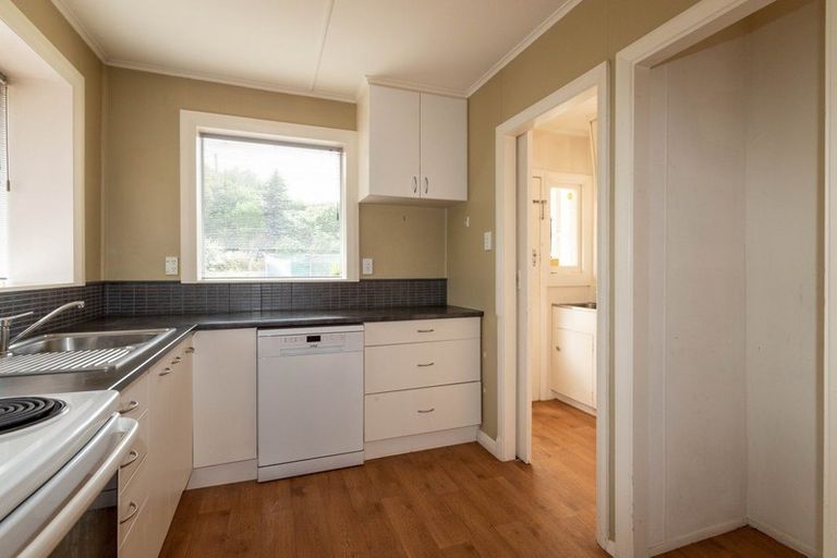 Photo of property in 83 Tahuna Road, Tainui, Dunedin, 9013