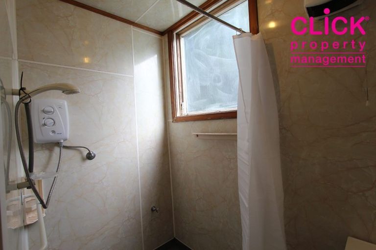 Photo of property in 233 Ravensbourne Road, Ravensbourne, Dunedin, 9022