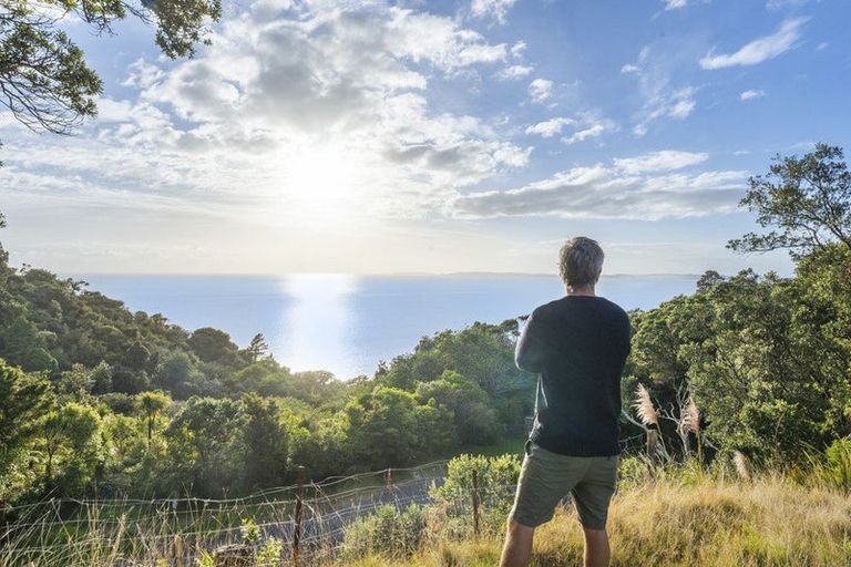 Photo of property in 987 Hibiscus Coast Highway, Waiwera, Orewa, 0994