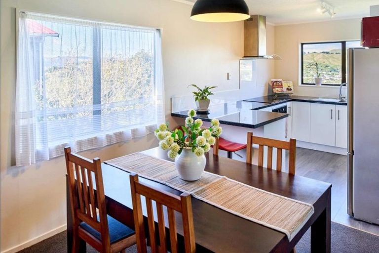 Photo of property in 77 Conclusion Street, Ascot Park, Porirua, 5024