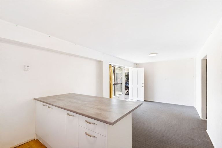 Photo of property in 132 Finlayson Avenue, Clendon Park, Auckland, 2103