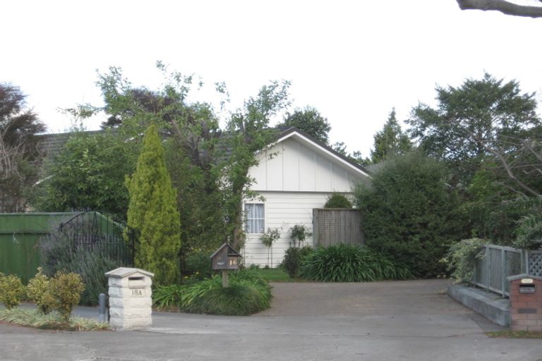 Photo of property in 16 Hyatt Grove, Greenmeadows, Napier, 4112