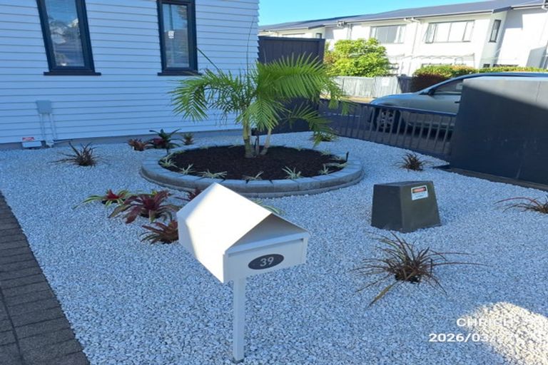 Photo of property in 39/2 Armoy Drive, East Tamaki, Auckland, 2016