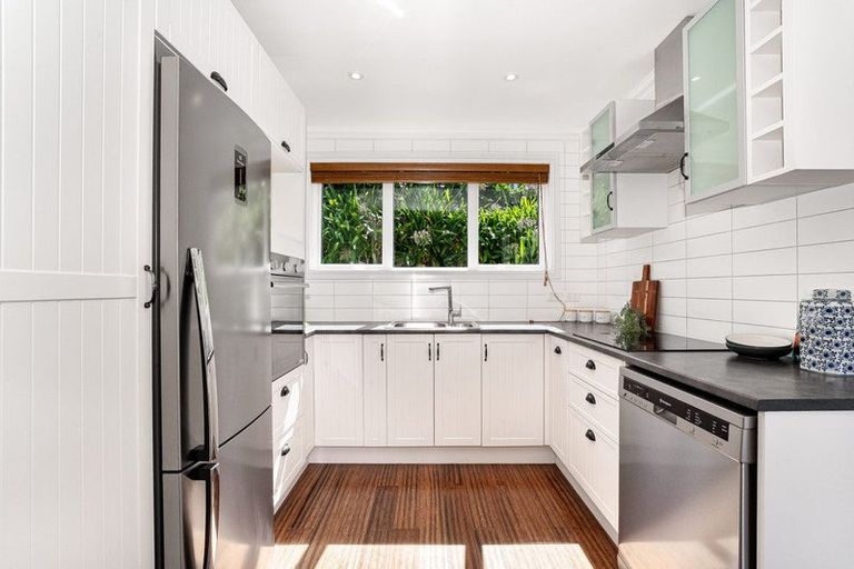 Photo of property in 33 Dominion Park Street, Johnsonville, Wellington, 6037