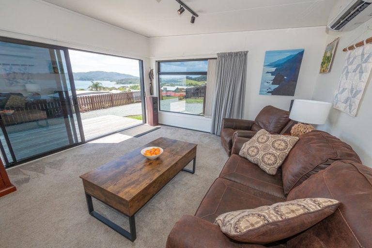 Photo of property in 6 Oden Hill, Coopers Beach, 0420