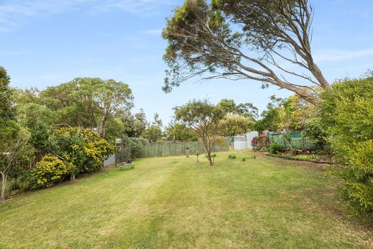 Photo of property in 7 Kapekape Place, Pukerua Bay, 5026