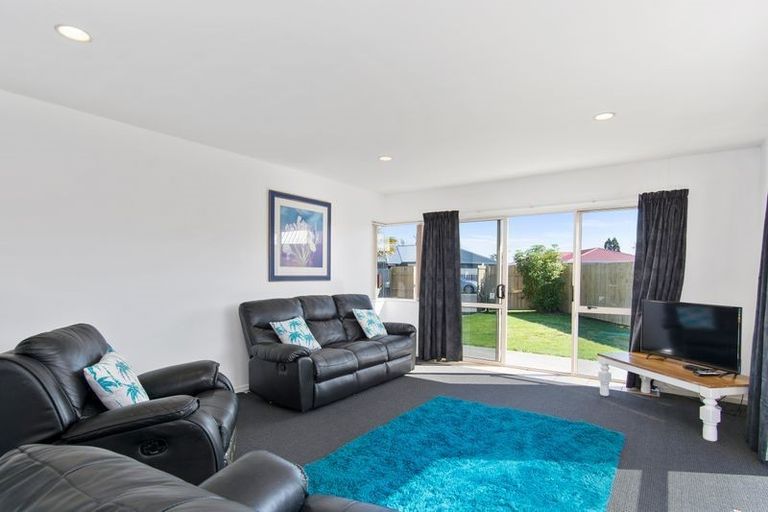 Photo of property in 14 Crisp Drive, Papamoa Beach, Papamoa, 3118