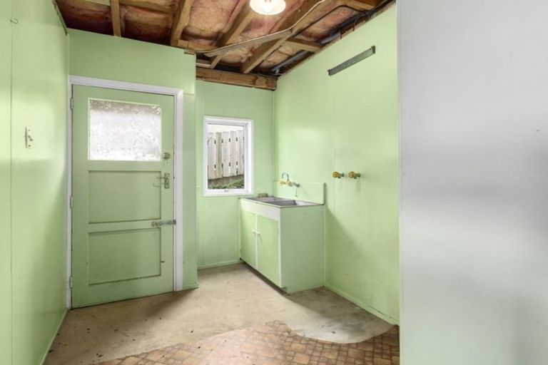 Photo of property in 11 Strode Street, Halfway Bush, Dunedin, 9010