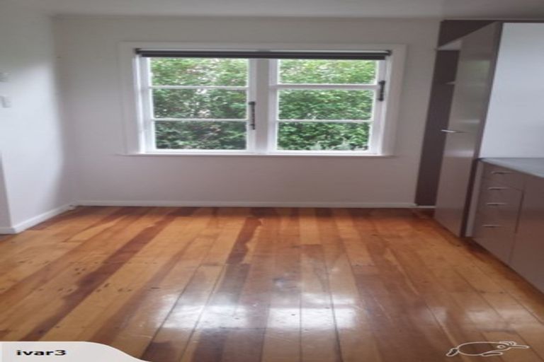 Photo of property in 7 Dominion Park Street, Johnsonville, Wellington, 6037