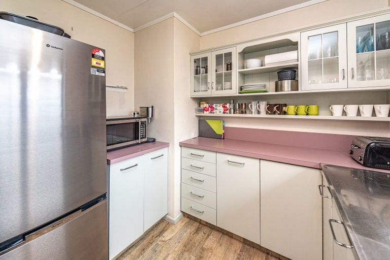 Photo of property in 2 Hampton Place, Springvale, Whanganui, 4501