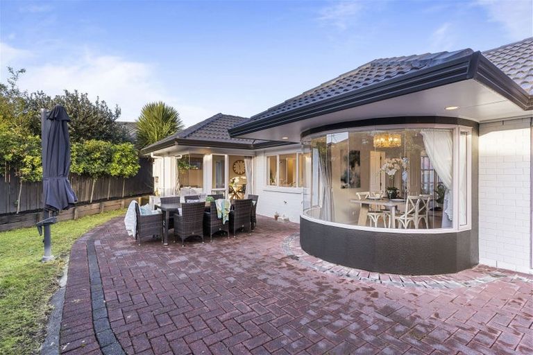 Photo of property in 15 Windsong Court, Northpark, Auckland, 2013