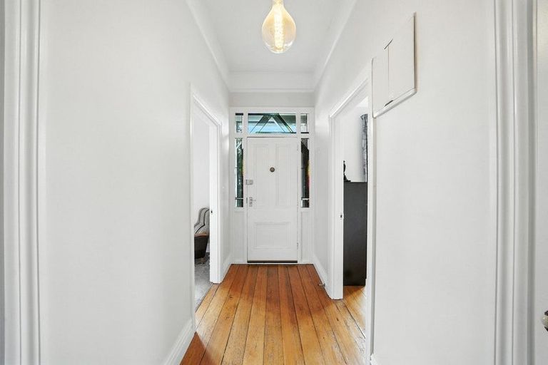 Photo of property in 207 Selwyn Street, Spreydon, Christchurch, 8024