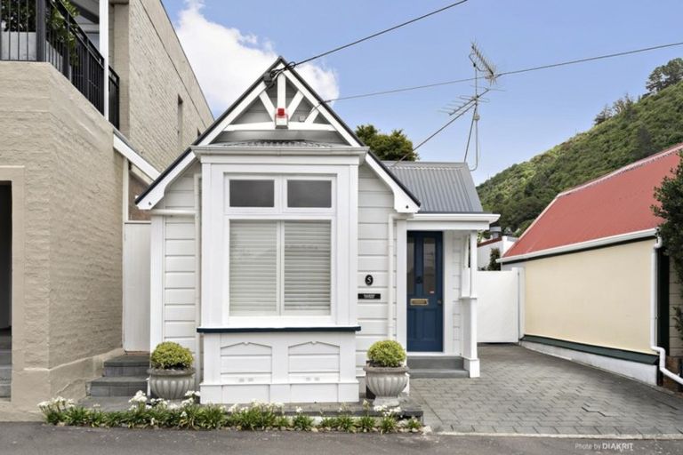 Photo of property in 5 Poplar Grove, Thorndon, Wellington, 6011