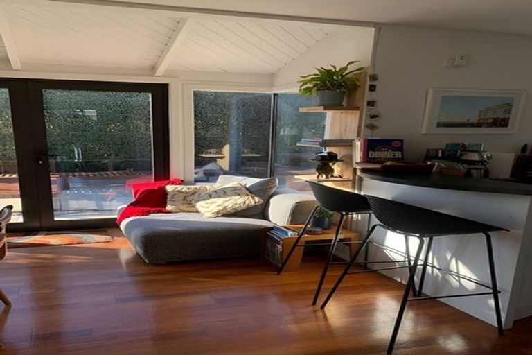 Photo of property in 1 Swithland Place, Avonhead, Christchurch, 8042