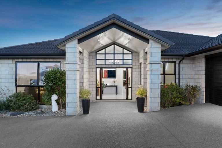 Photo of property in 29 Rexford Heights, Pyes Pa, Tauranga, 3112