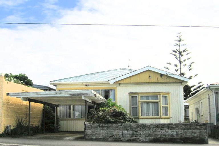 Photo of property in 36 Lavaud Street, Berhampore, Wellington, 6023