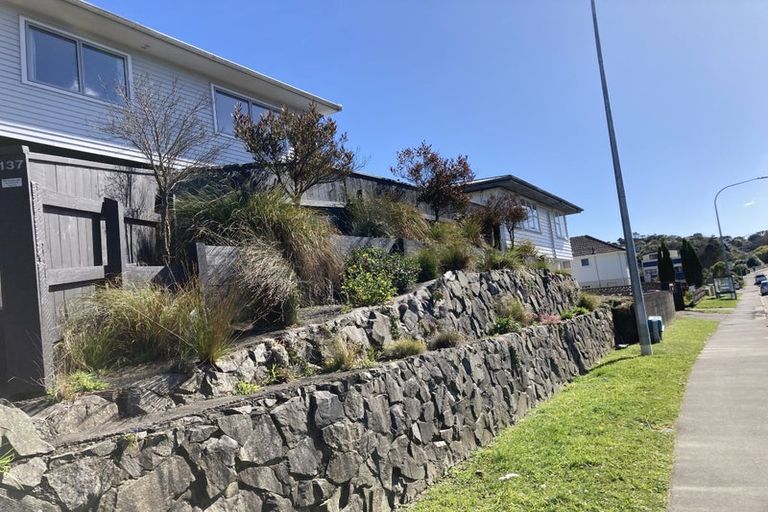 Photo of property in 137b Newlands Road, Newlands, Wellington, 6037