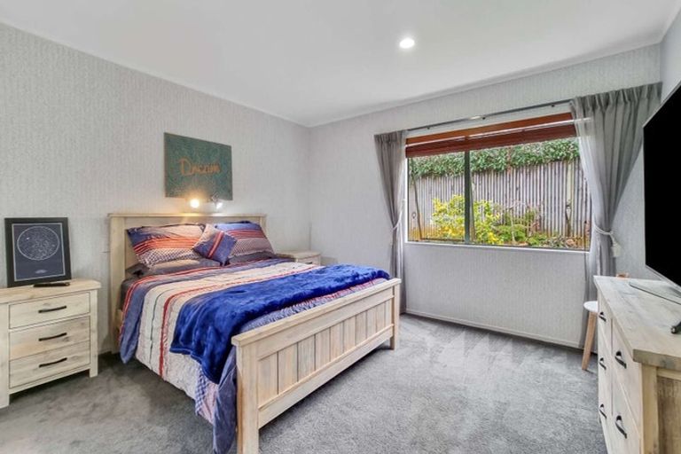 Photo of property in 70 Tawavale Street, Pukehangi, Rotorua, 3015