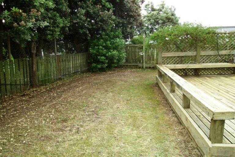 Photo of property in 10 Colenso Place, Otaki Beach, Otaki, 5512