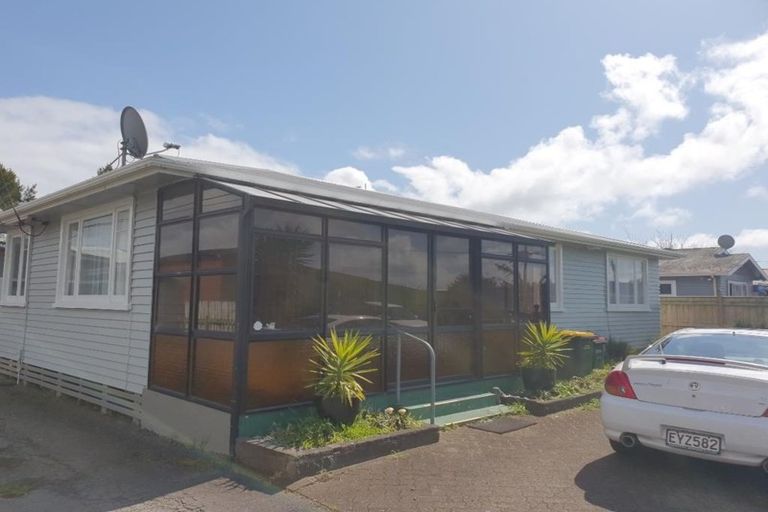 Photo of property in 50 Egmont Road, Waiwhakaiho, New Plymouth, 4312