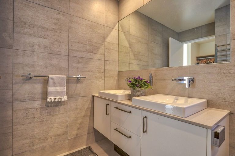 Photo of property in 6 Primary Lane, Wanaka, 9305