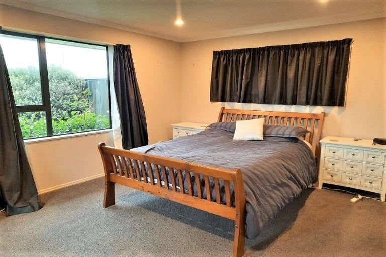Photo of property in 12a Pentecost Road, Rangiora, 7400
