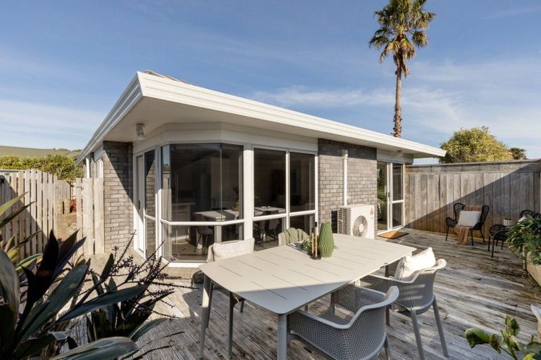 Photo of property in 50 Pacific View Road, Papamoa Beach, Papamoa, 3118