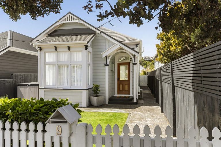 Photo of property in 9 Te Whiti Street, Kilbirnie, Wellington, 6022