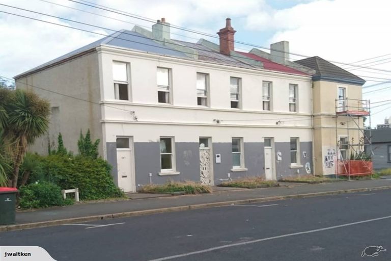 Photo of property in 583 Castle Street, North Dunedin, Dunedin, 9016