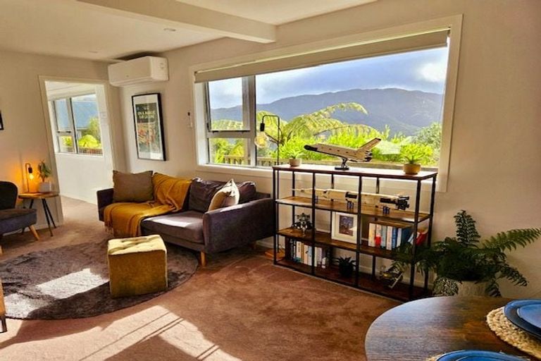 Photo of property in 6 Cardigan Way, Wilton, Wellington, 6012