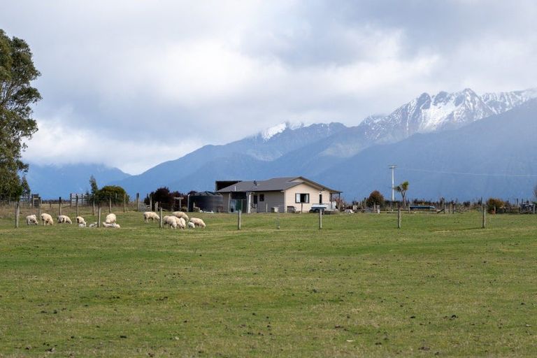 Photo of property in 305 Sinclair Road, Te Anau, 9679