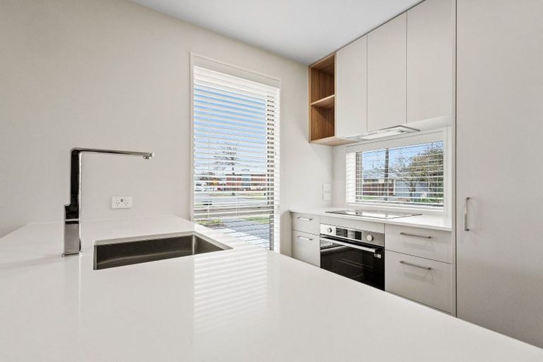 Photo of property in 61 Bampton Street, Shirley, Christchurch, 8061