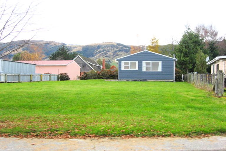 Photo of property in 6 Surrey Street, Tapanui, 9522