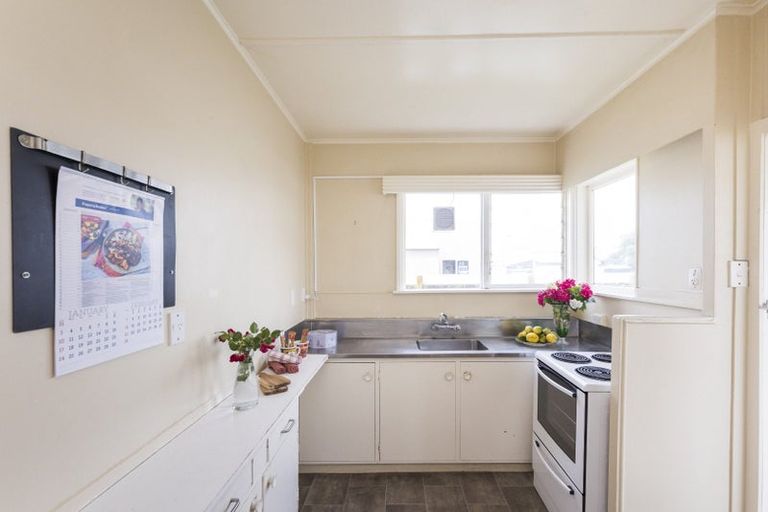 Photo of property in 1/27 Joseph Street, West End, Palmerston North, 4412