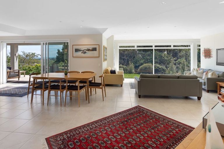 Photo of property in 35b Kotare Street, Waikanae, 5036