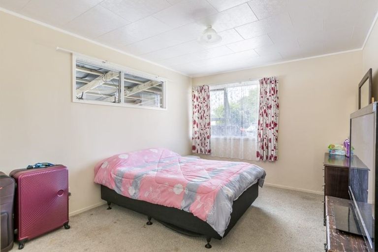 Photo of property in 12 Avro Place, Mangere, Auckland, 2022