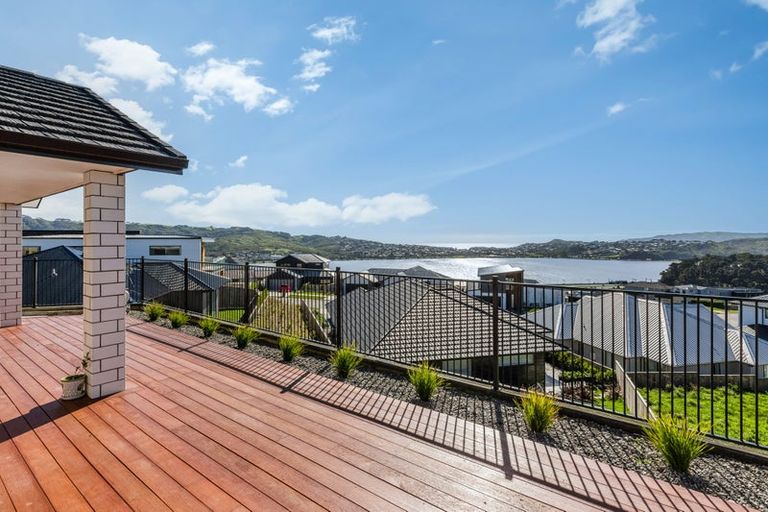 Photo of property in 56 Queen Charlotte Drive, Aotea, Porirua, 5024