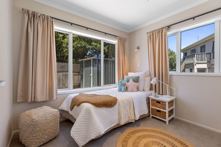 Photo of property in 10 Karewa Parade, Papamoa Beach, Papamoa, 3118